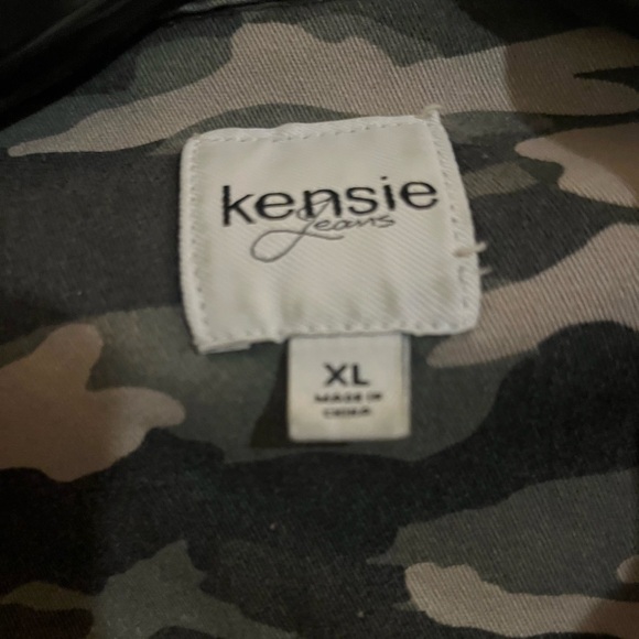 Kensie Camouflage Utility Jacket - Picture 3 of 9